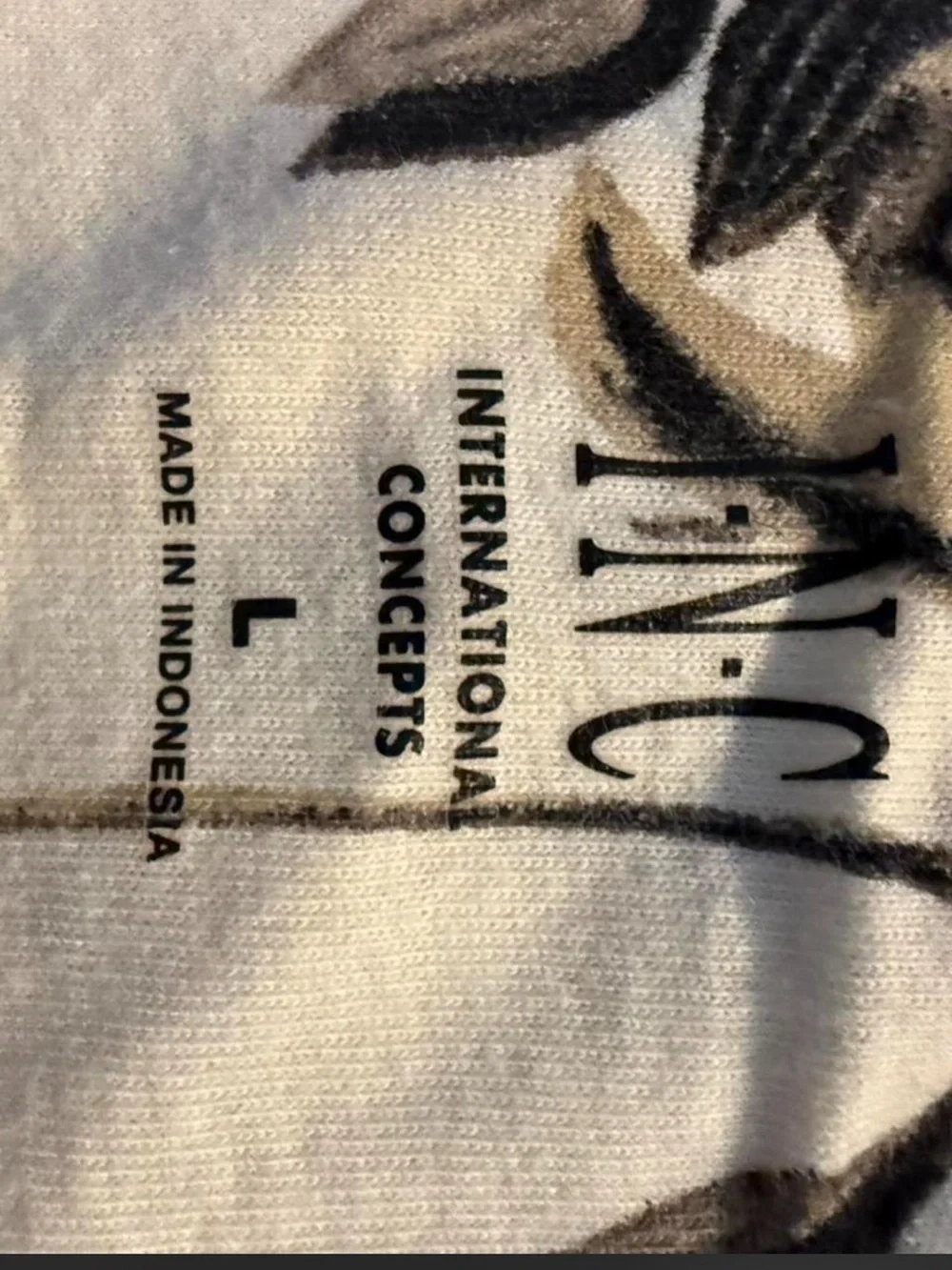 🔥 INSTANT VIBES 🔥 INC International Concepts Beige Botanical Floral Tee large